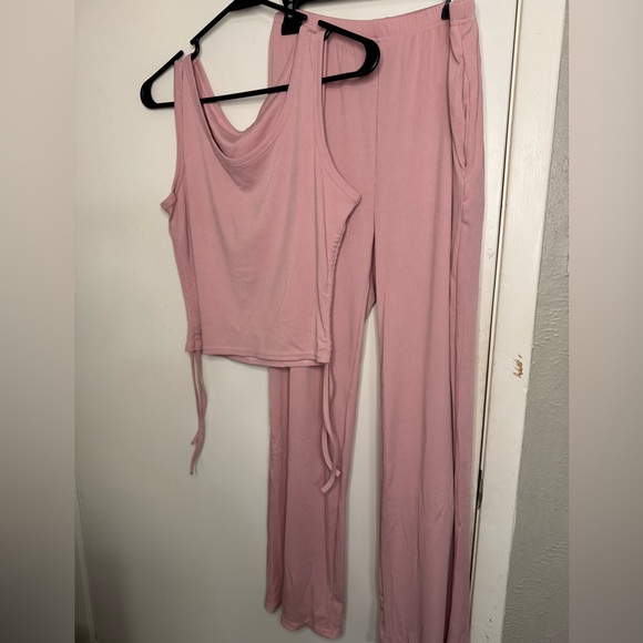 Pink Women's Ribbed Pajama Set Size Medium - Picture 2 of 8